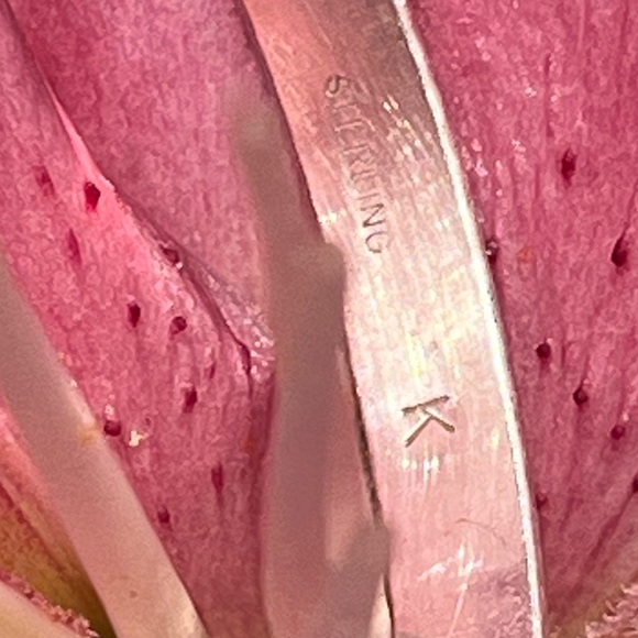 SOLD ZUNI Native American sterling silver bracelet with inlay accent - Picture 4 of 8